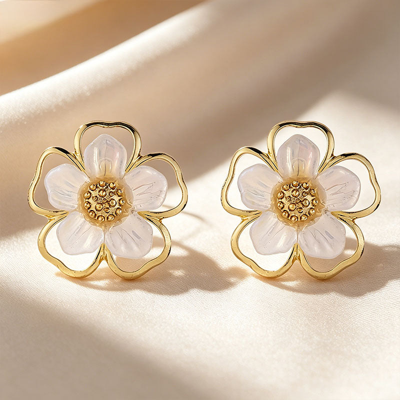Elegant Openwork Floral Stud Earrings