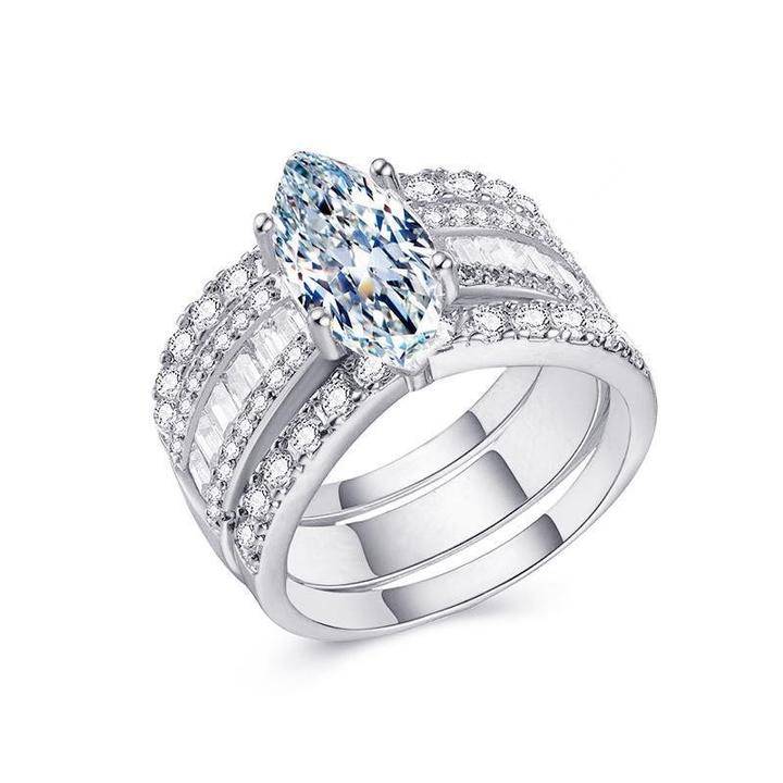 Verena – Crystal and Gold Accent Ring Set