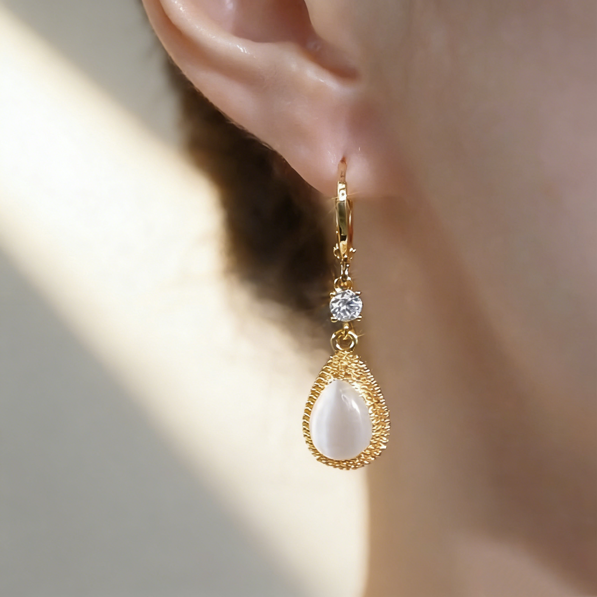 Cat's Eye Teardrop Earrings