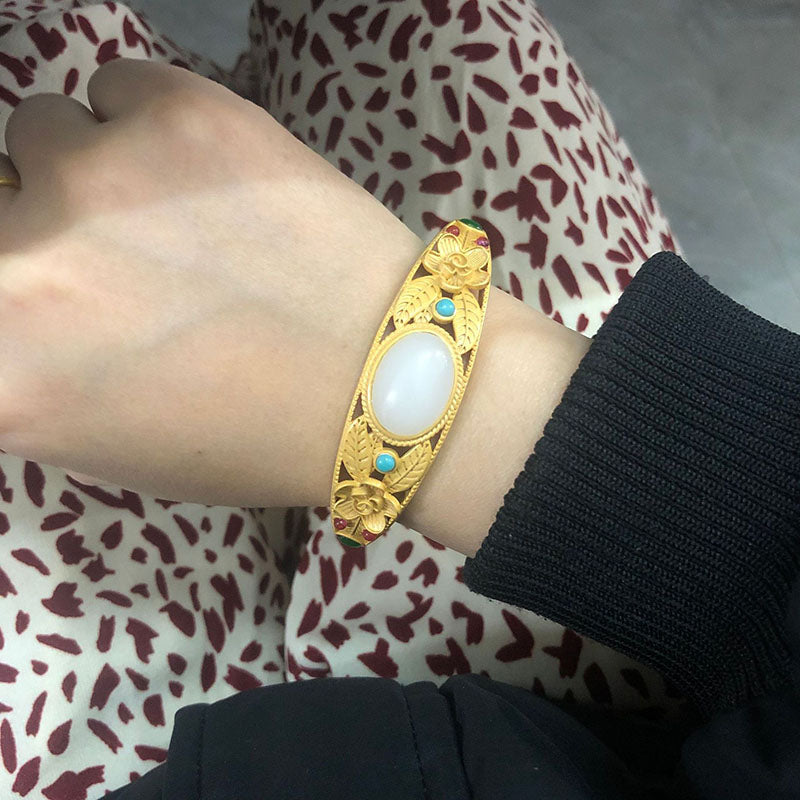Plum Leaf Natural Emerald Jade Stone Bracelet