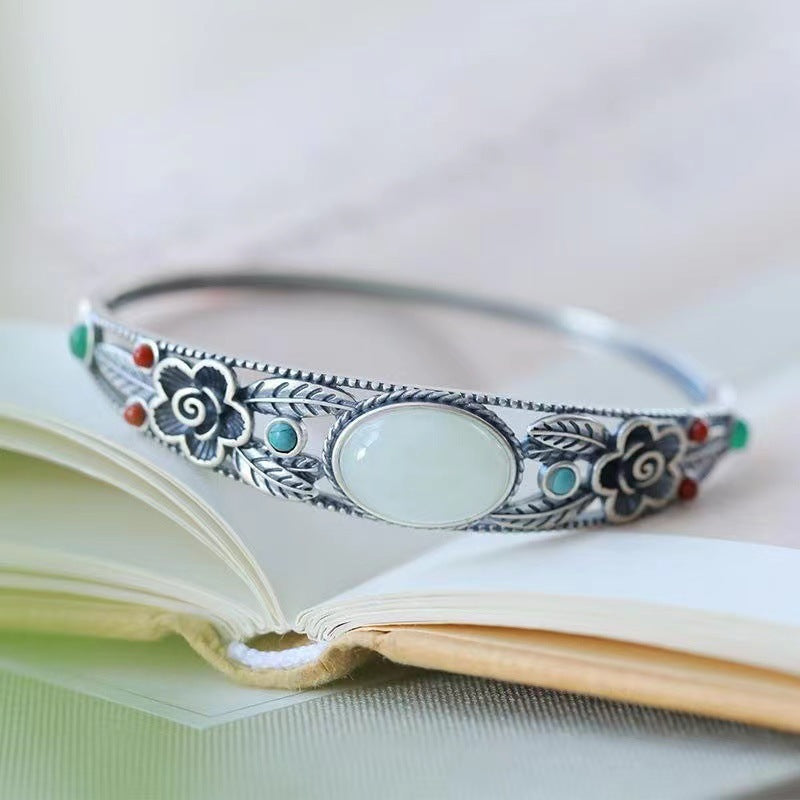 Plum Leaf Natural Emerald Jade Stone Bracelet