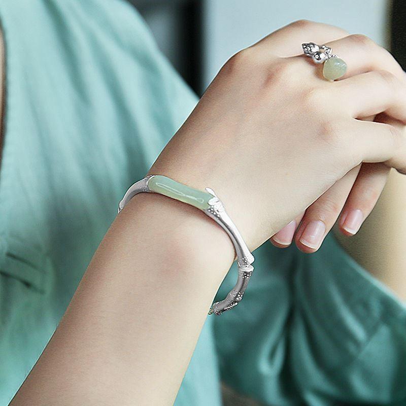 Bamboo Leaf Natural Emerald Jade Stone Bracelet