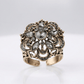 SILVER DIAMOND FLOWER BURST RING