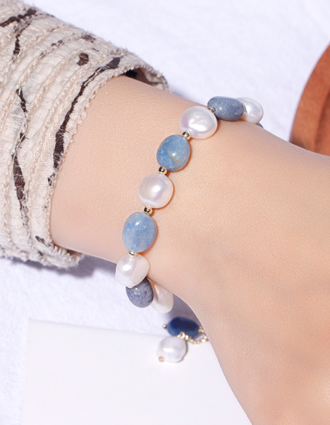 Aventurine jade & pearl bracelet