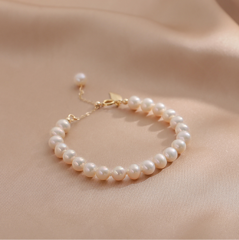 Gold Leaf Pearl Bracelet