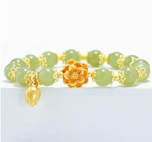 Lucky Lotus ? Emerald Jade stone bracelet