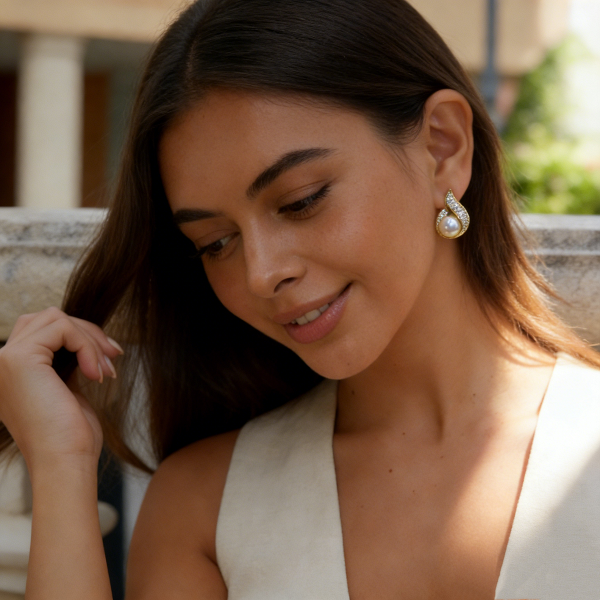 Exquisite Flame Pearl Stud Earrings
