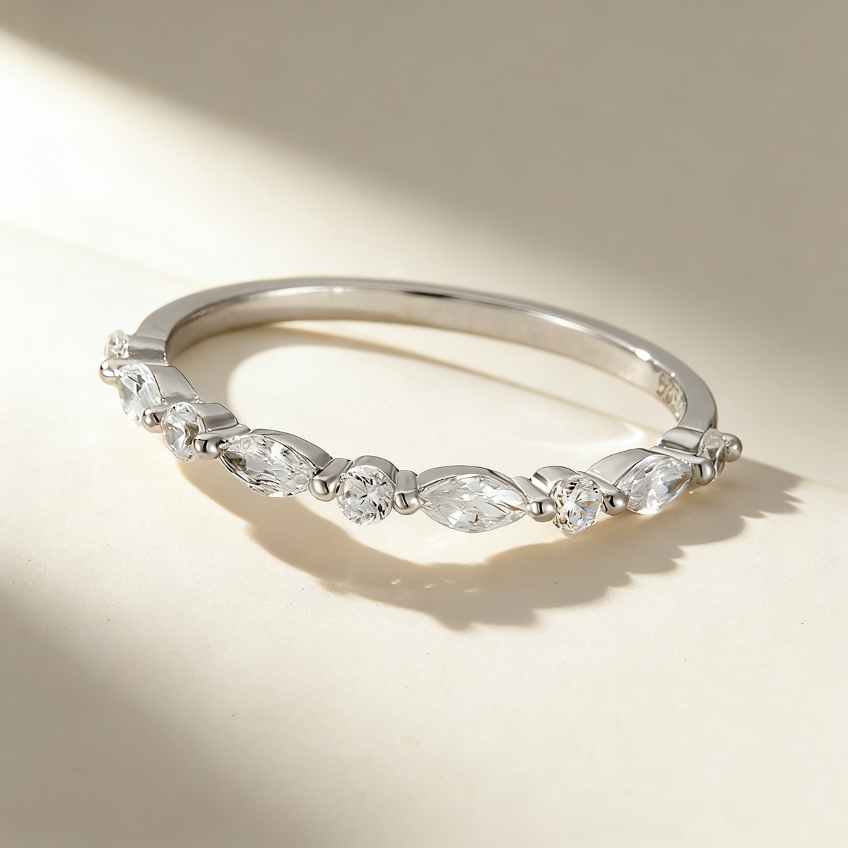 Ultra Sparkling Frost Cut Moissanite Ring Set