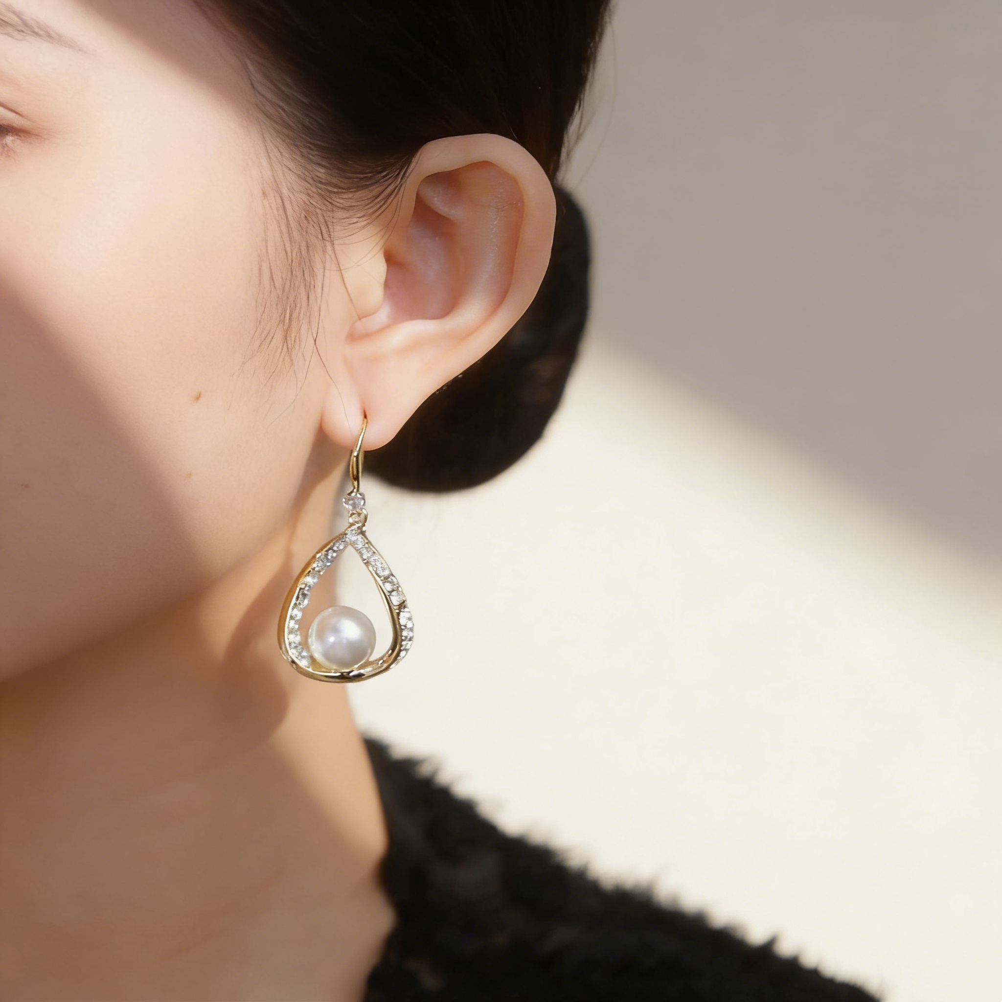 Pearl Waterdrop Earrings