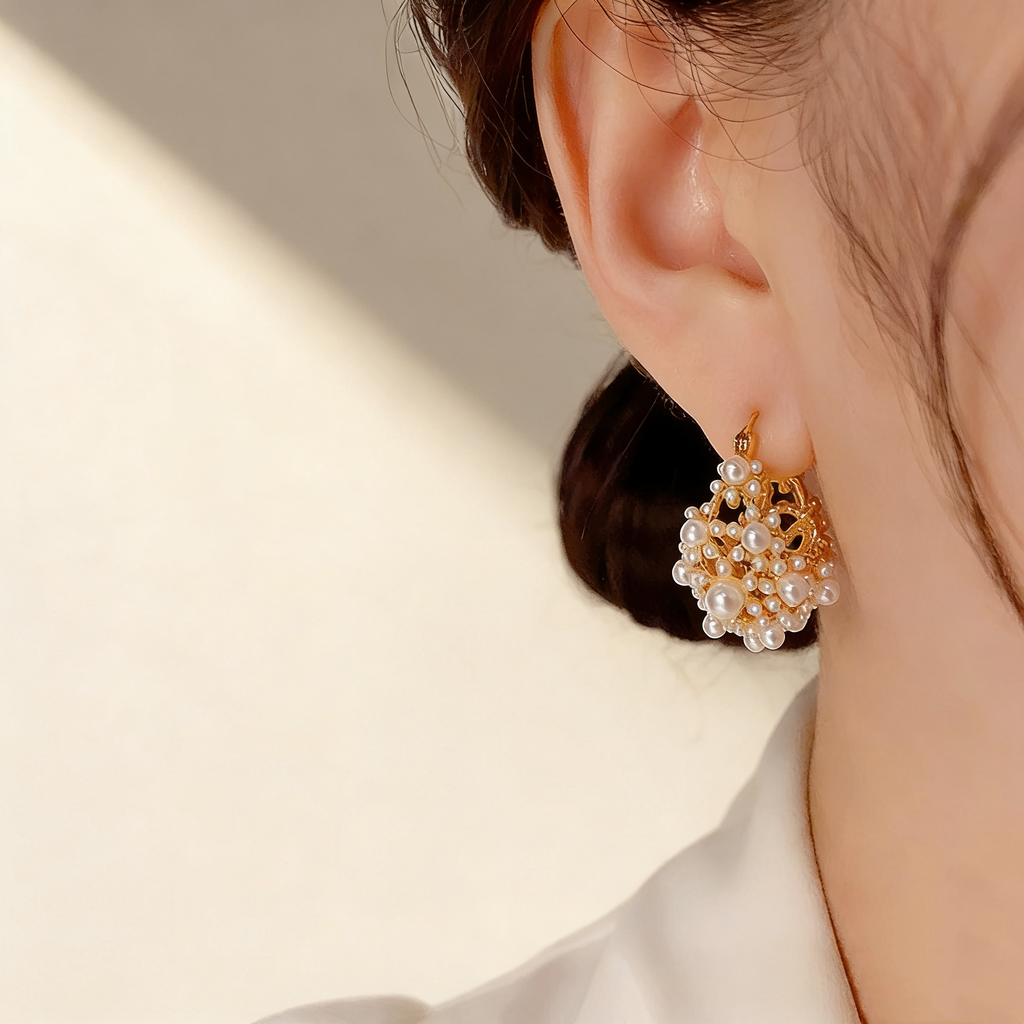 Hollow Basket Pearl Earrings