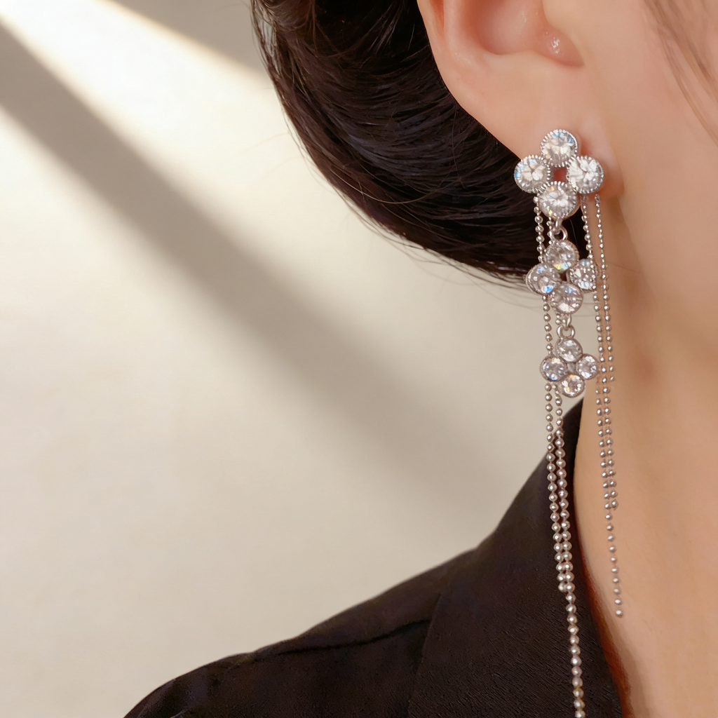 Four-Leaf Flower Tassel Earrings