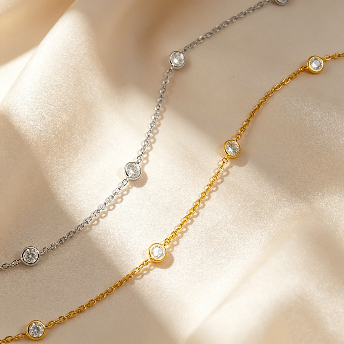 Delicate Bubble Stardust Necklace