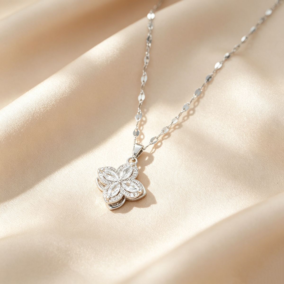 Rotating Four-Leaf Clover Necklace
