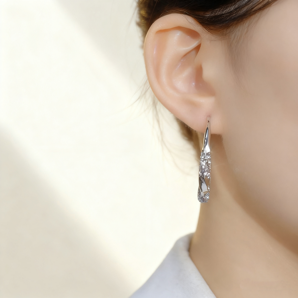 Pavé Circle Earrings