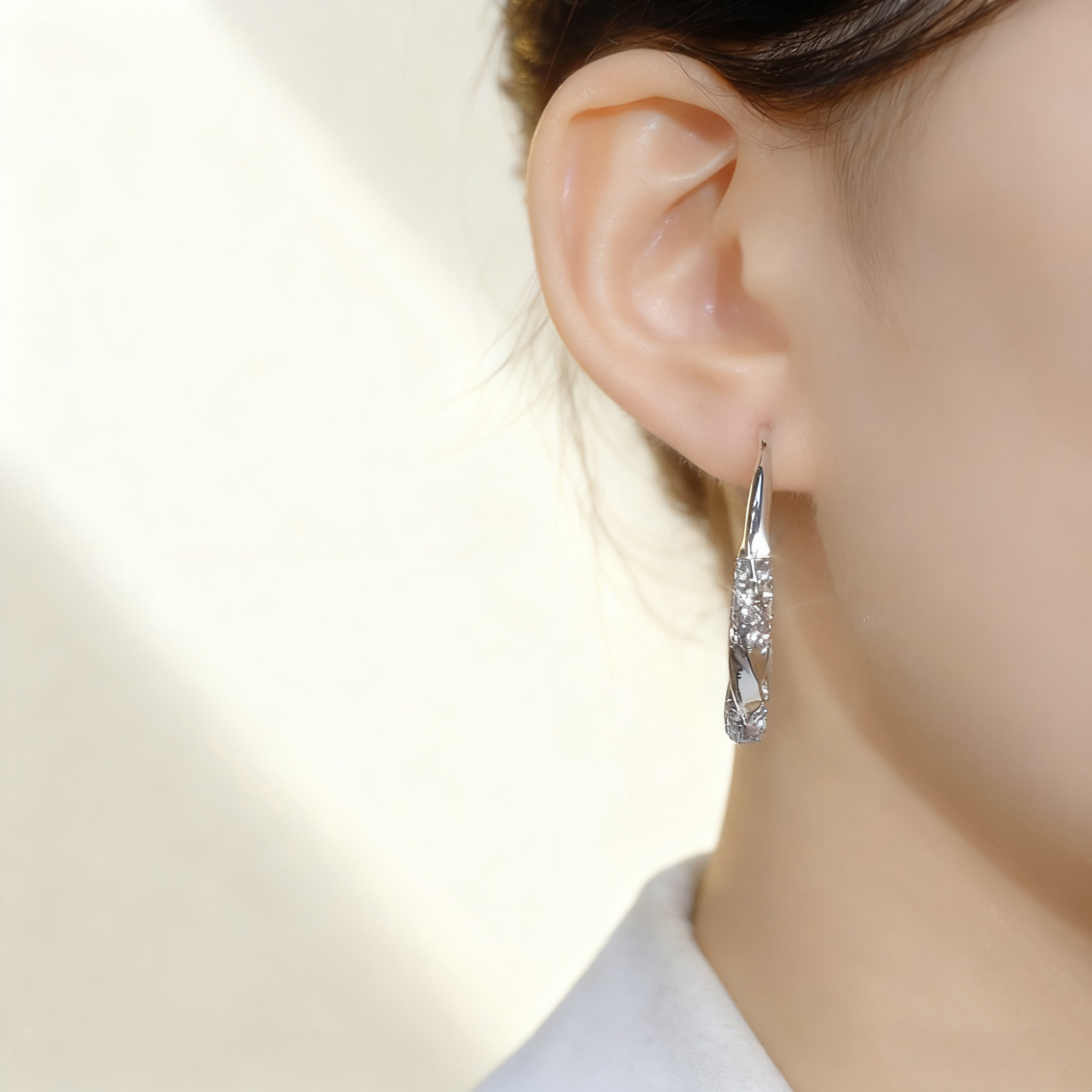 Pavé Circle Earrings