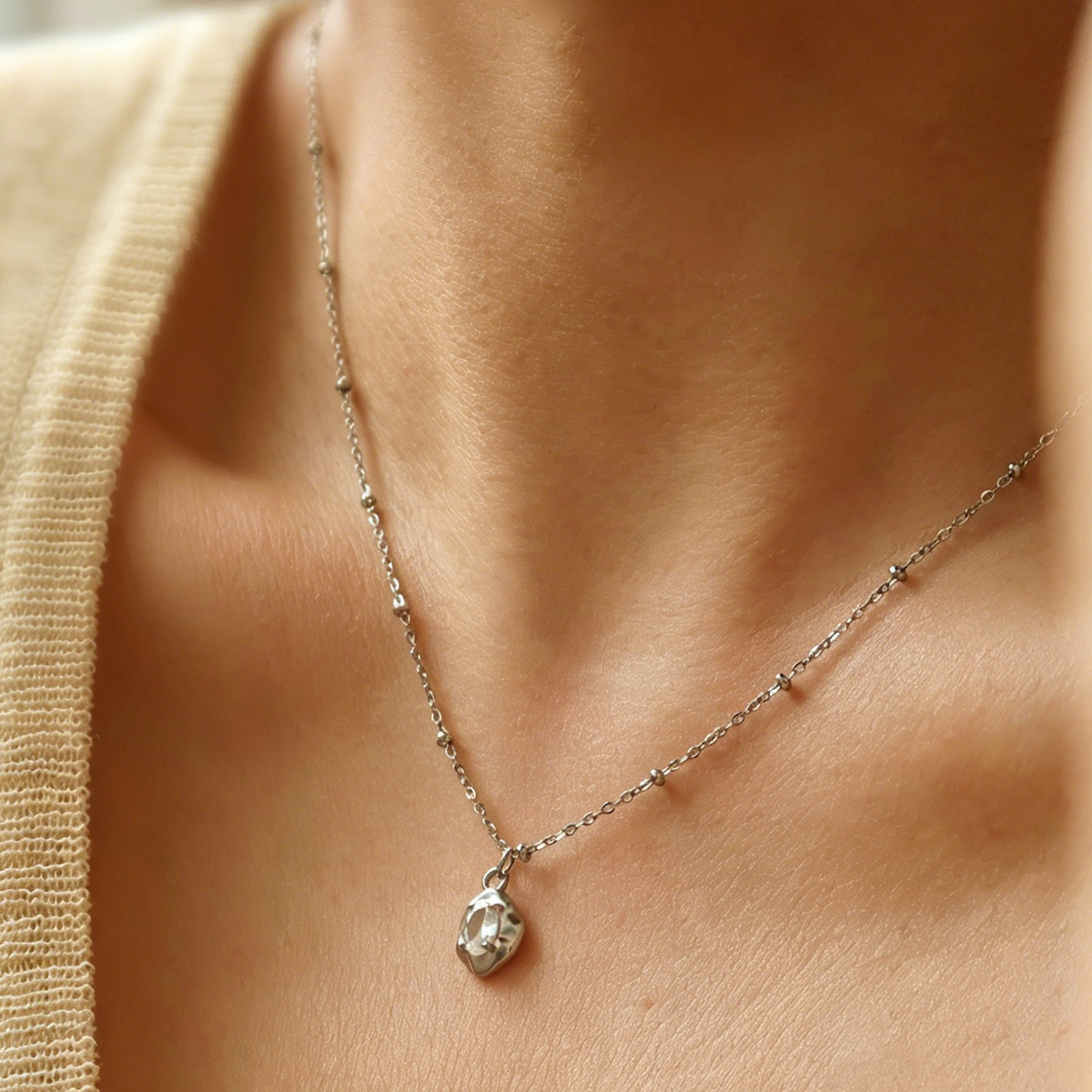 Organic Texture Moissanite Necklace