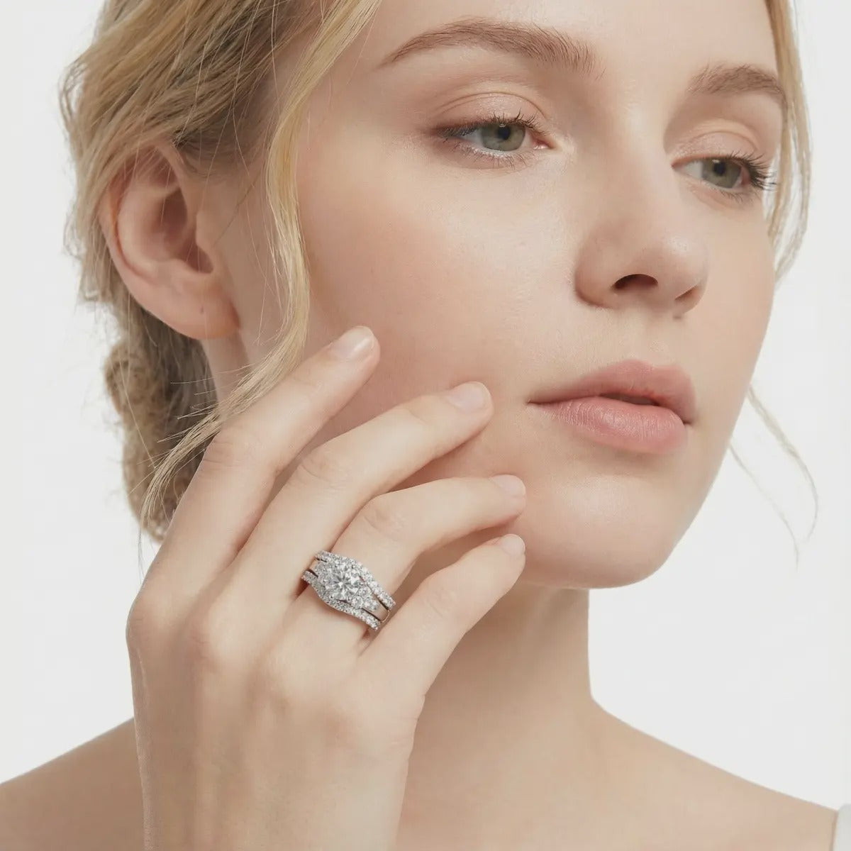 Round-cut gemstone promise ring three-piece set