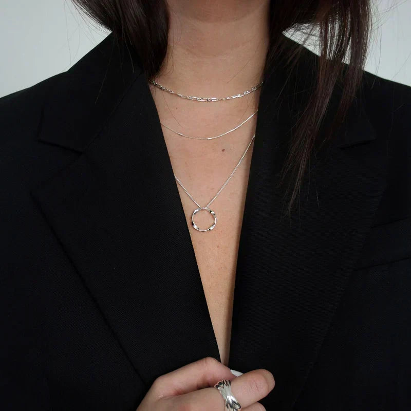 Open Necklace (3 Rows)