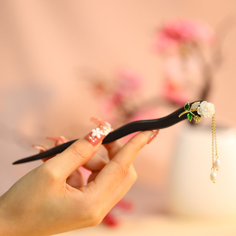 Elegant Ebony Hairpin
