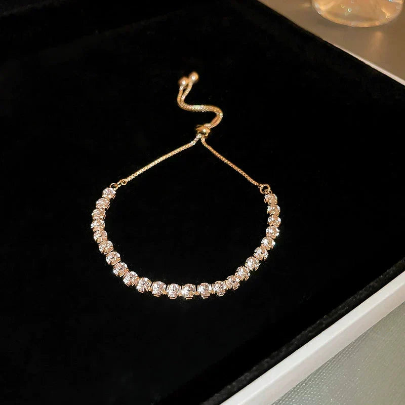 Petal Shine �?Crystal Bracelet