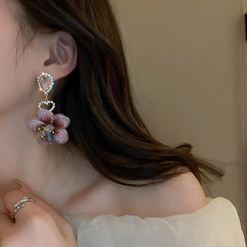 Flower crystal earrings