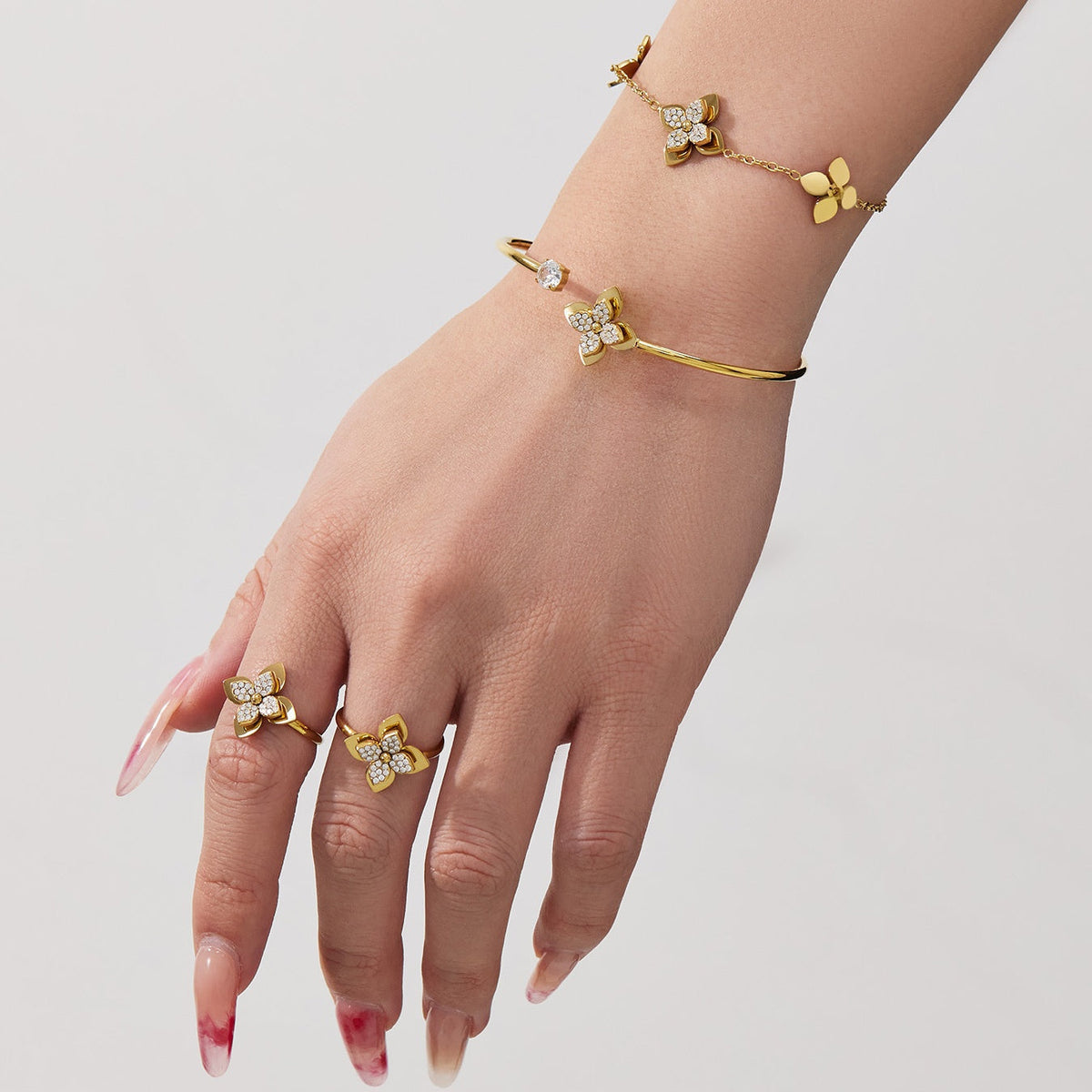 Minimalist Floral Jewelry Set