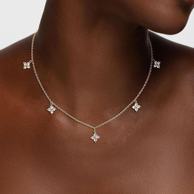 Étoile Clover Stardust Necklace