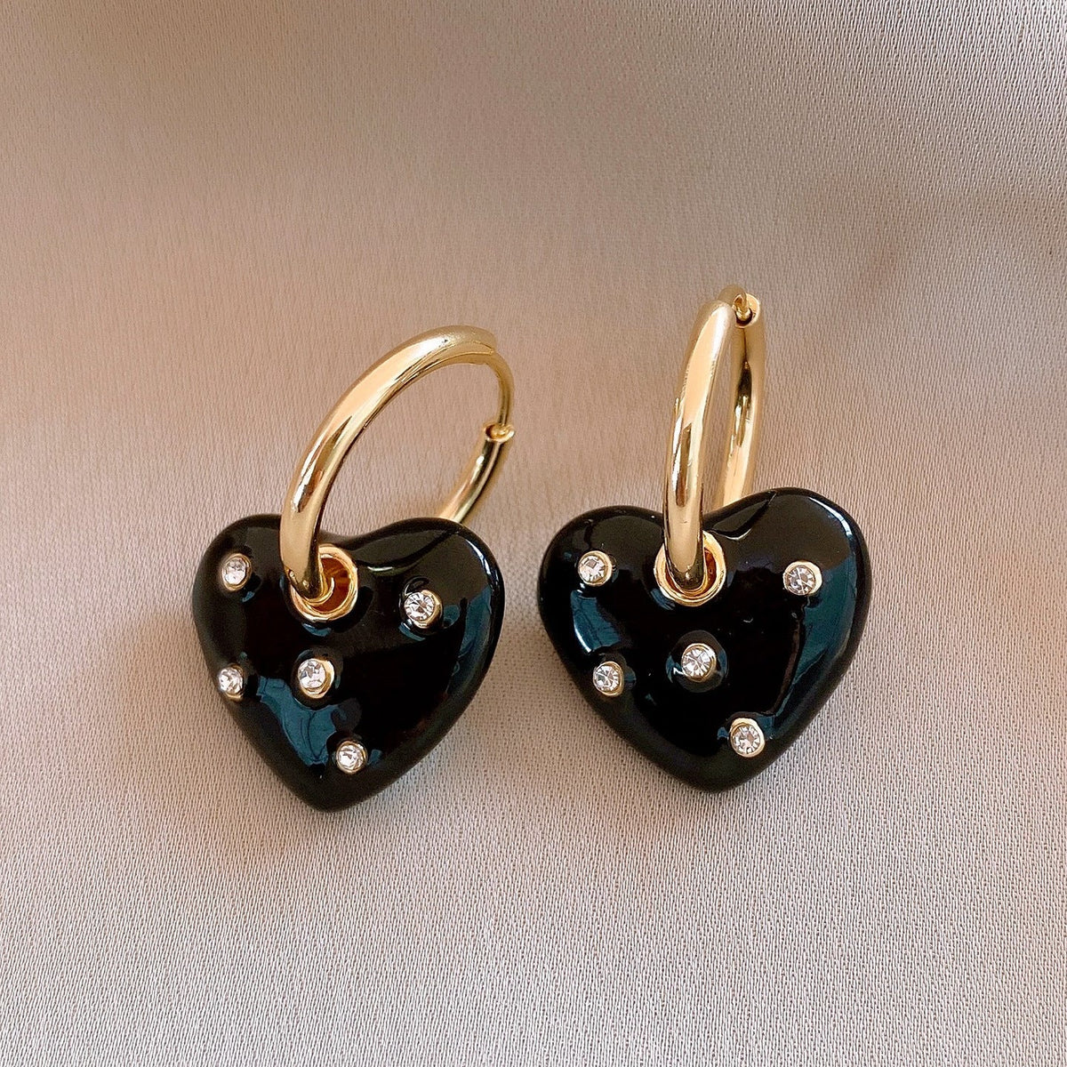 Vintage Enamel Heart Earrings