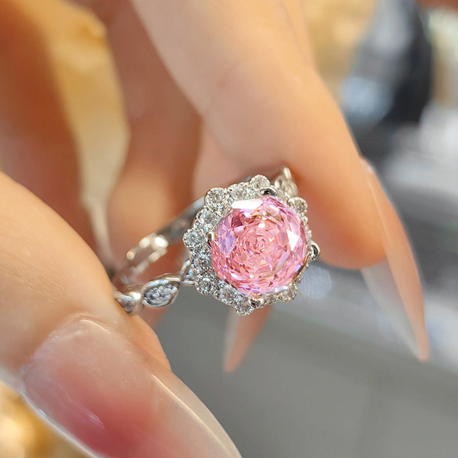 Light luxury rose cut diamond ring