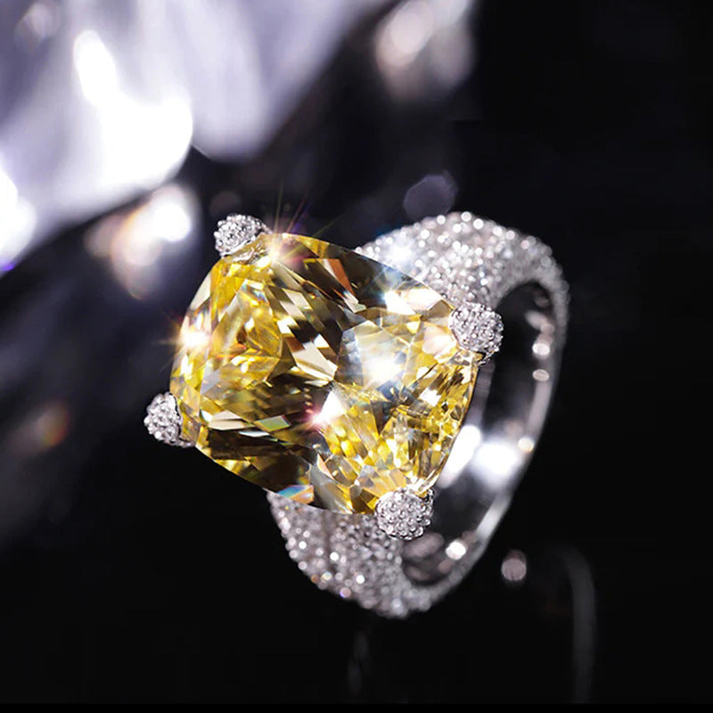 Light luxury diamond and zircon yellow ring