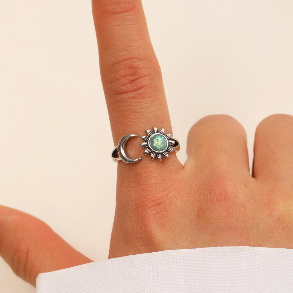 Classic Vintage Sun & Moon Open Ring