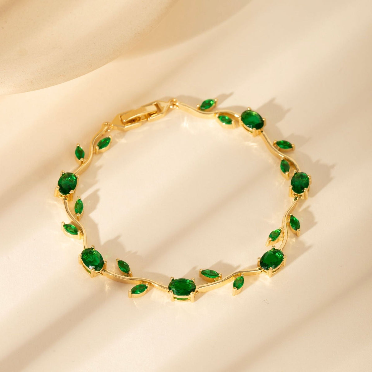 Tulip Vine Crystal Bracelet