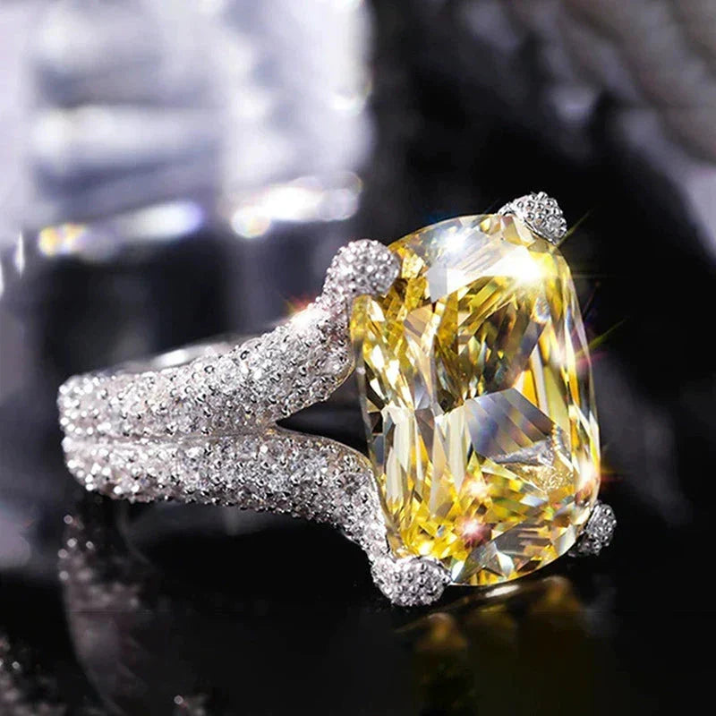 Light luxury diamond and zircon yellow ring