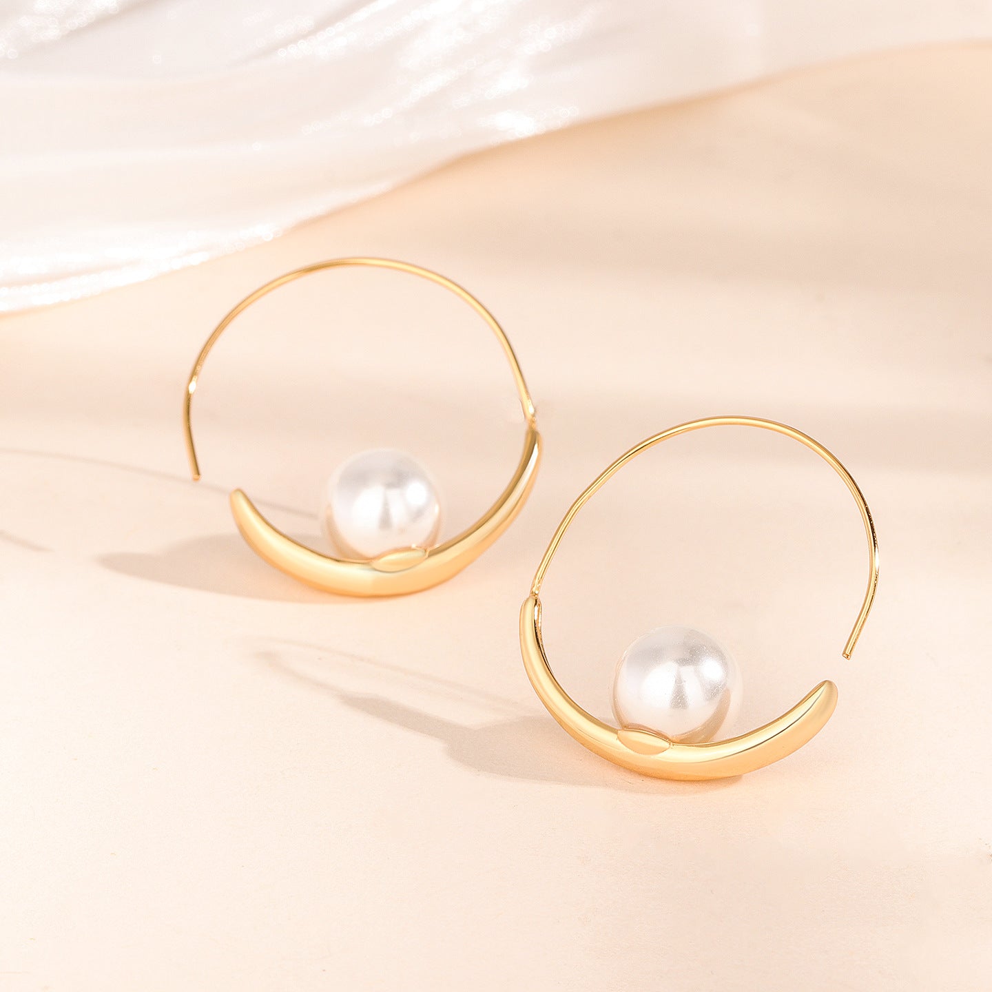 Minimalist Pearl Hoop Earrings