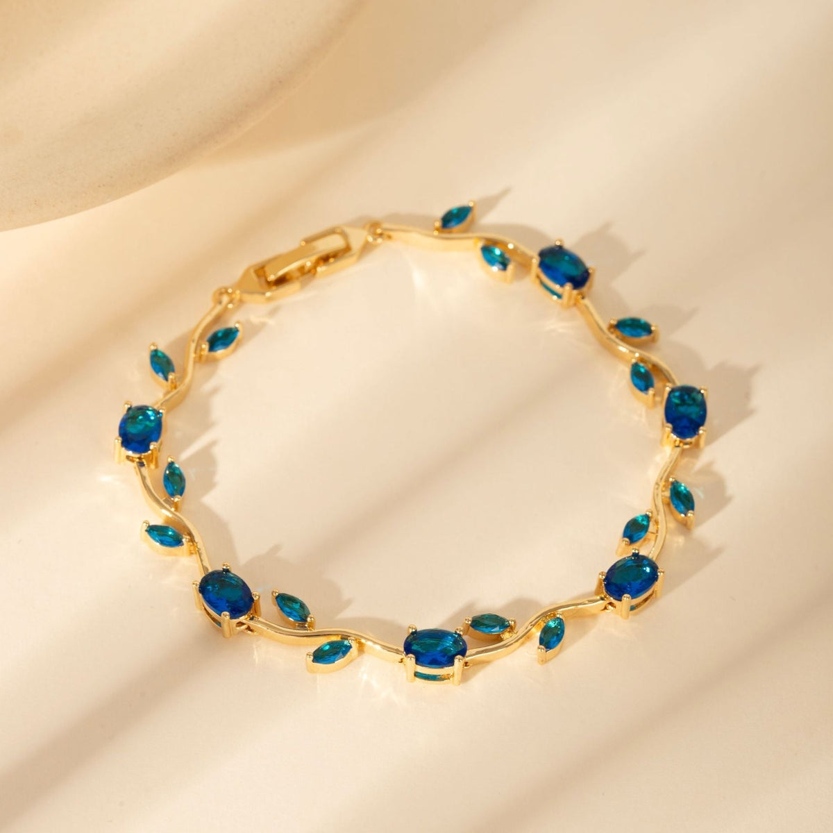 Tulip Vine Crystal Bracelet
