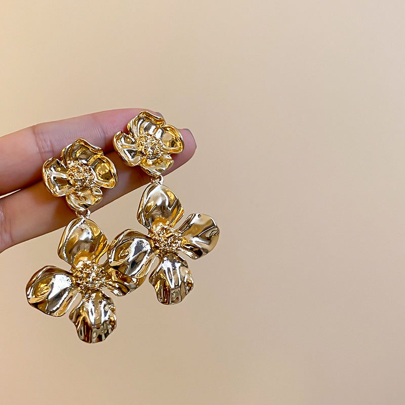 Gold flower earrings