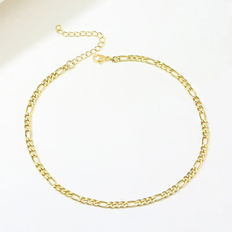 Valerie – Simple Chain Structure Gold Necklace