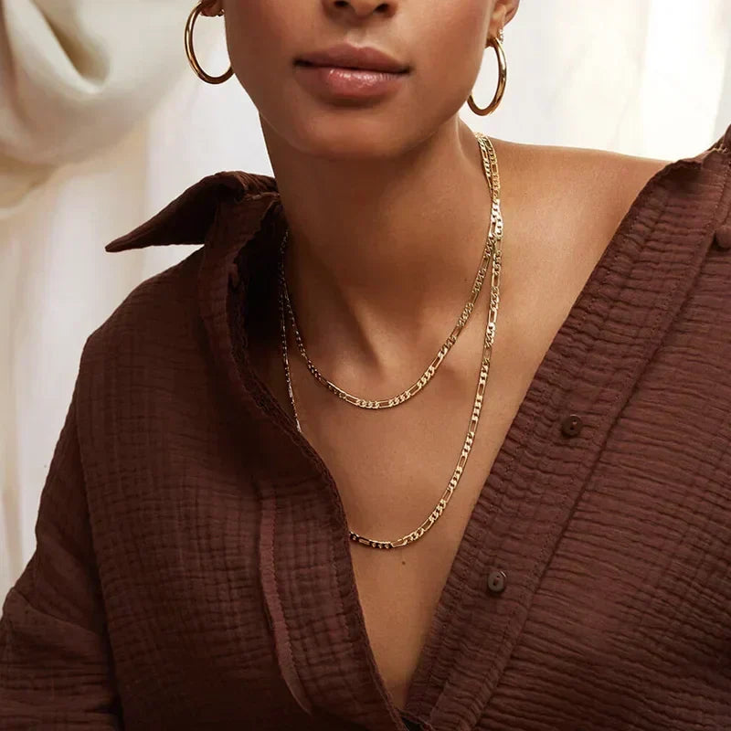 Valerie – Simple Link Structure Gold Necklace
