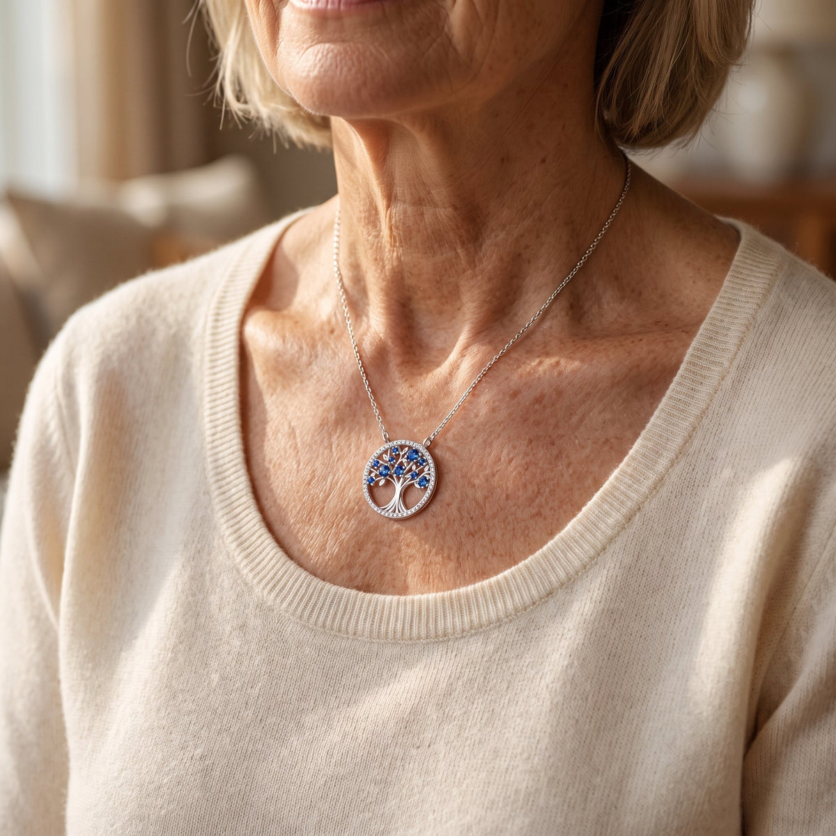 Kyra White Gold Sapphire Necklace