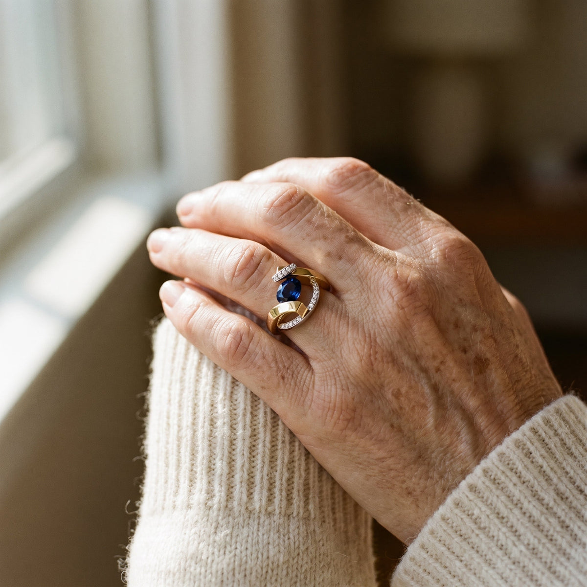 Maddalena Gold Sapphire Ring