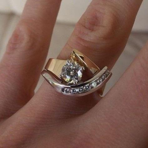 Carlotta - Vintage Ring