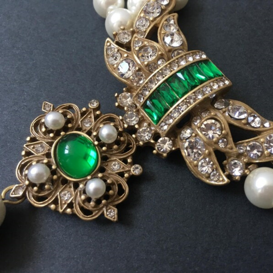 Vintage Green Agate & Pearl Necklace & Earrings Set
