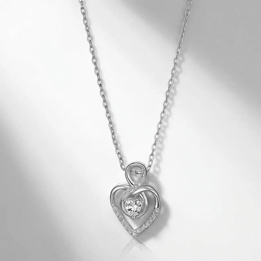 DANCING HEART ZIRCONIA NECKLACE