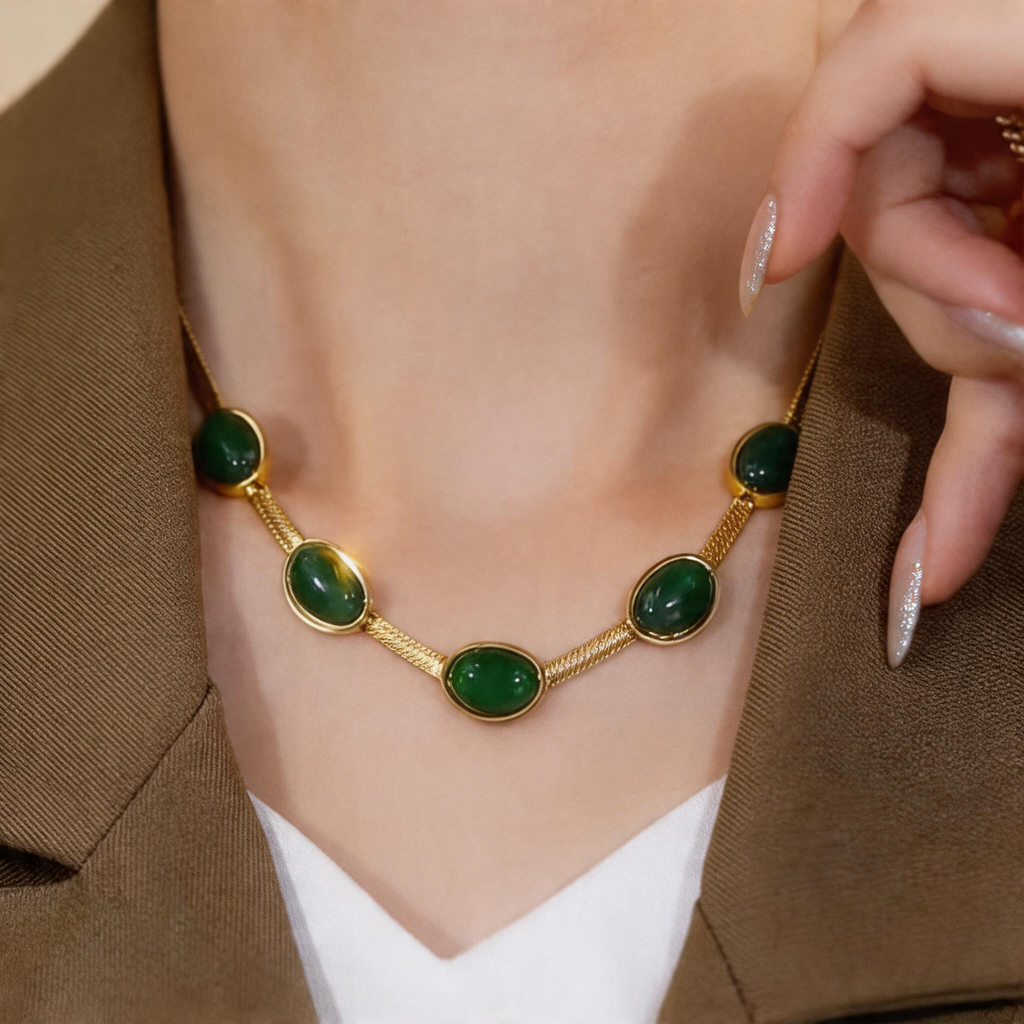 Emerald Cabochon Snake Chain Necklace
