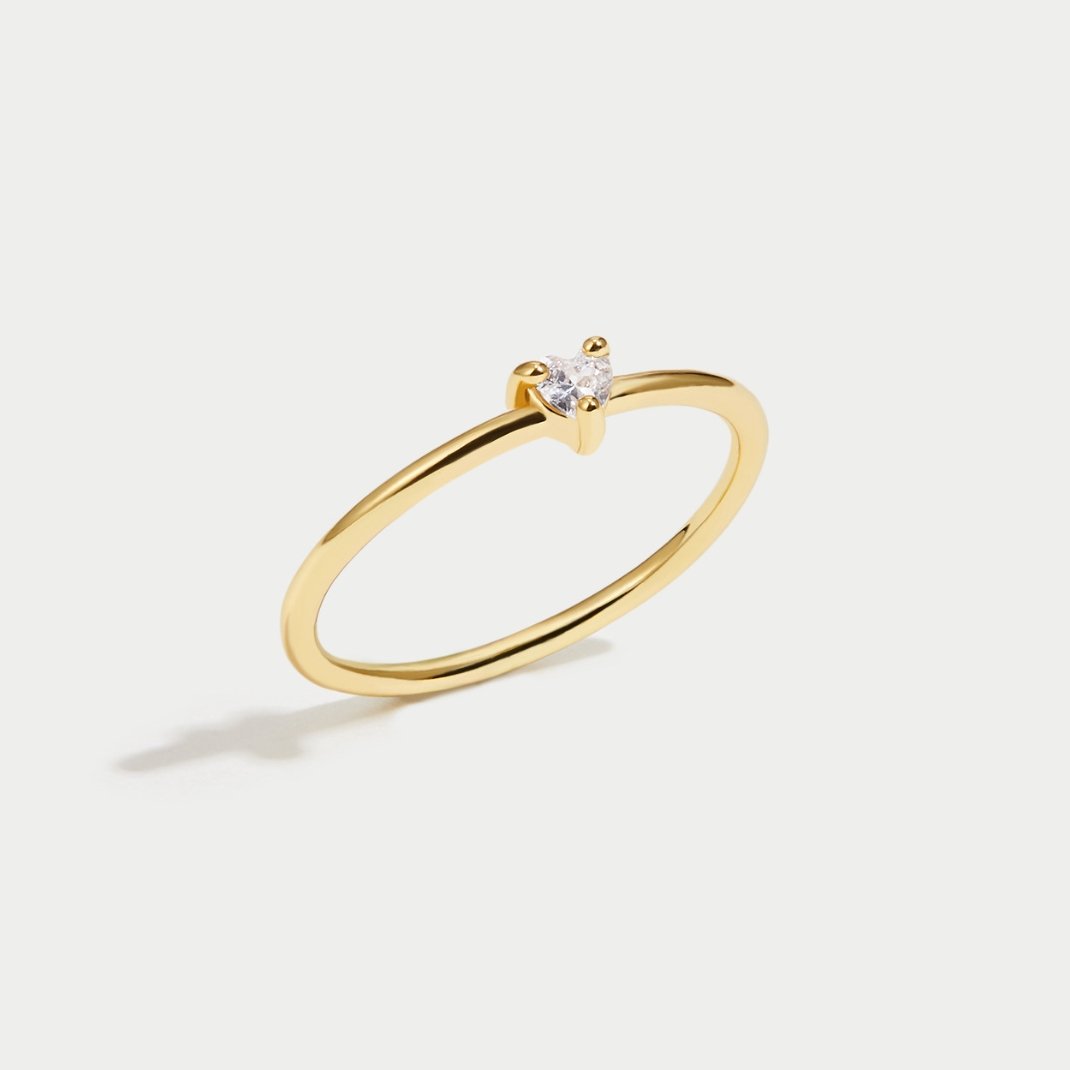 Leonie – Smooth Gold Ring.