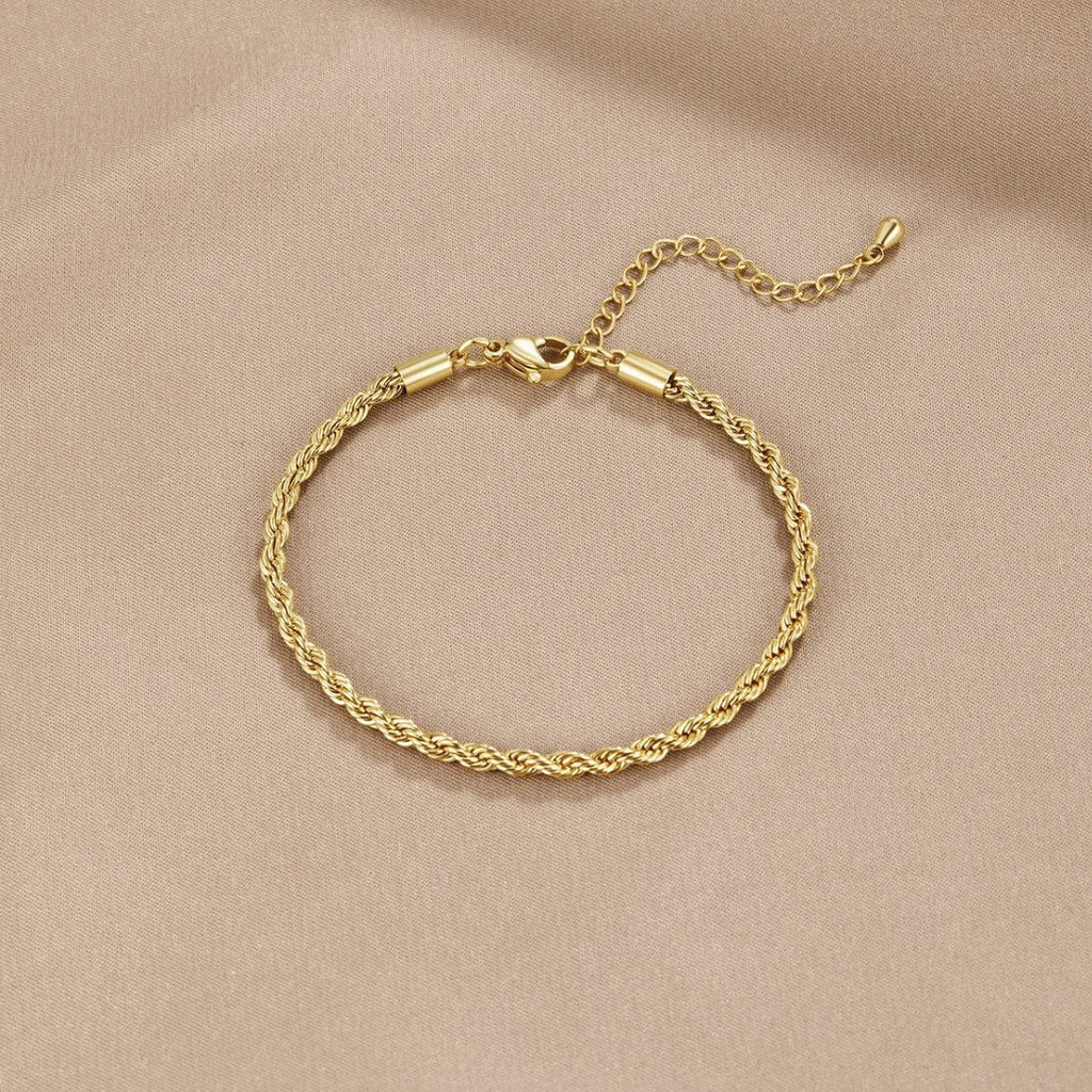 Isabella - Chic Braided Gold Ring