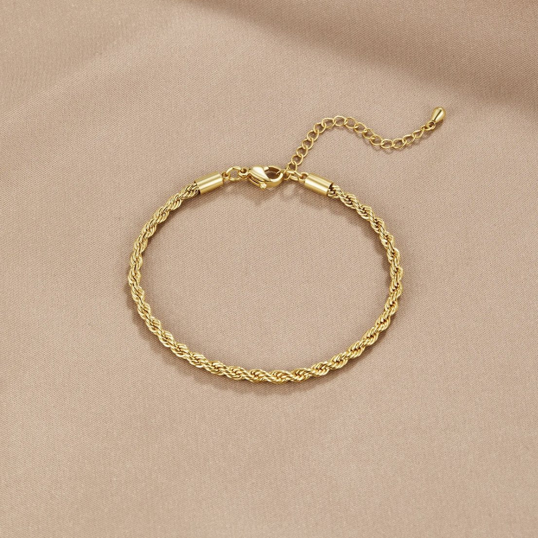 Isabella - Chic Braided Gold Ring