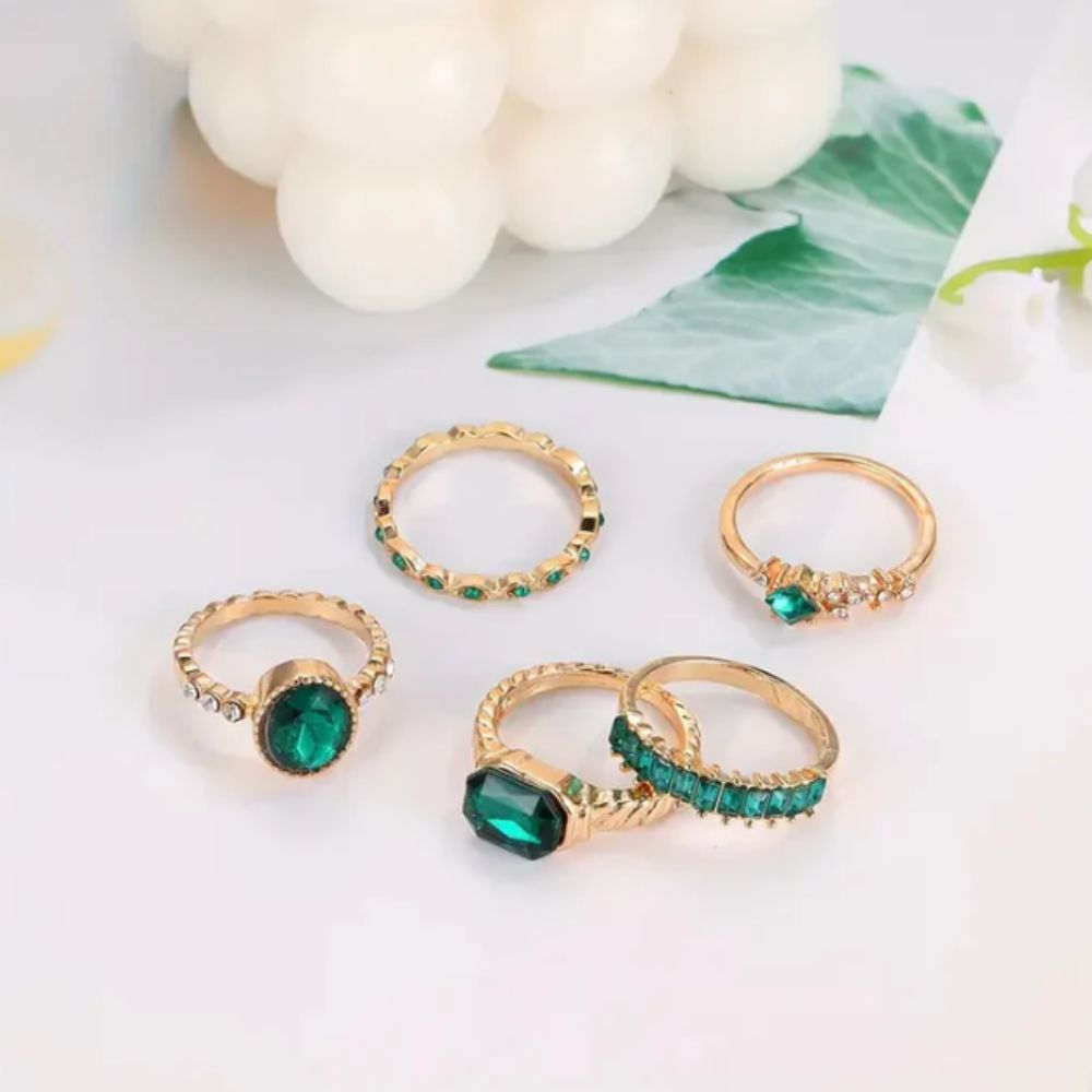 Zarina Emerald Gold Ring Set
